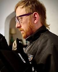 Nick Earle's Instagram, Twitter & Facebook