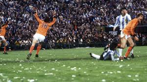Wat vind jij van de voorlopige selctie van het nederlands elftal?(kijk hieronder wie er allemaal geselecteerd zijn) keepers: Quiz Wat Weet Jij Van Het Nederlands Elftal Juich Voor Oranje