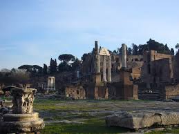 Colosseum adalah sebuah peninggalan sejarah berupa gedung pertunjukan yang besar/amphitheatre yang termasuk salah satu dari tujuh keajaiban dunia pertengahan.. Forum Rom Wikipedia Bahasa Melayu Ensiklopedia Bebas