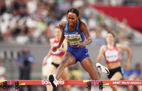 Jun 28, 2021 · amerikanske sydney mclaughlin (21) satte verdensrekord i hekkløp med 51,90 sekunder på 400 meter. Dalilah Muhammad Breaks Her Own World Record In The 400 Meter Hurdles The New York Times