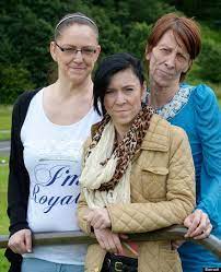 Mother Two Daughters Suffer Lipodystropy Ageing Disease Known As Reverse Benjamin Button Syndrome Huffpost Uk