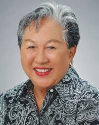 Eileen Mclachlan's Instagram, Twitter & Facebook