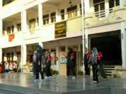 Simulasi dibuat untuk memastikan sop boleh diikut oleh pelajar smk bandar puchong jaya a dengan mudah. Smk Bandar Puchong Jaya A Larian Ria 2012 Youtube
