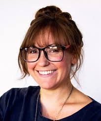 Kara Goldberg's Instagram, Twitter & Facebook