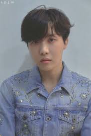  Pin Oleh Smith Di Jung Hoseok J Hope Laki Laki Tampan Jimin Gambar
