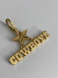 Lot 14kt Yellow Gold Dallas Cowboys Pendant