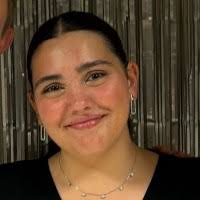 200+ perfiles de «Botelho»