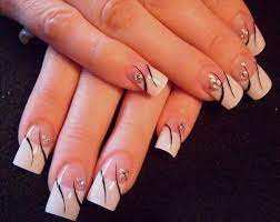 Los mejores diseños de uñas acrílicas no se basan únicamente en una buena combinación de colores. Pin De Angeles Molina En Unas Maguita Imagenes De Unas Pinceladas Disenos De Unas Unas Decoradas