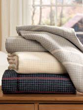 It's lightweight and breathable what is the best temperature for a cooling blanket? Constant Comfort Blanket Cotton Outlast Blanket
