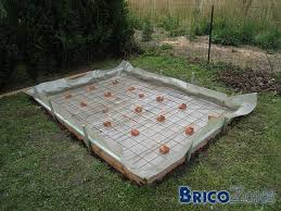 dalle de beton pour abri de jardin ou couper le film plastique bouw