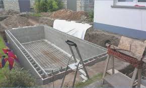 Wer seinen pool nicht selber bauen möchte, kann auf ein vorgefertigtes polyester becken zurückgreifen. Pool Self Build Schalsteine Garden Design