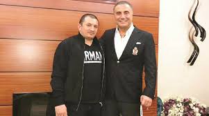 Bir süredir sosyal medyada dolaşan 'sedat peker yakalandı' iddiaları sonrası peker'in avukatları açıklama yaptı. Tlbmatm1e8ddzm