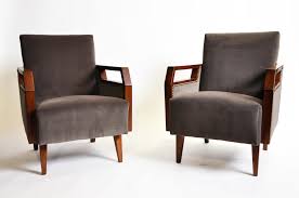 Pair Of Mid Century Modern Chairs For Sale At 1stdibs Mid Century Modern Furniture Mid Century Modern Chair Modern Style Furniture