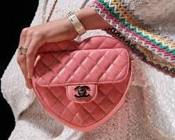 Chanel Takes On A Throwback Era For Spring Summer 2022 Handbags And Accessories Sotheby S