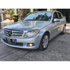 Oto.com makes it easy to find authorized mercedes benz dealerships and showrooms in bandung. Mobil Mercedes Benz C200 Bekas Harga Rp 175 Juta Nego Tahun 2008 Matic Murah Di Bandung Tribunjualbeli Com