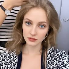 Amelia Bright (@ameliabrightz) • Threads, Say more