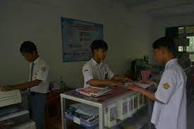 Simak video ini agar kalian tau prospek kerja nya! Bisnis Daring Pemasaran