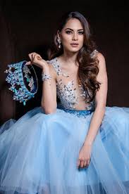 Andrea es ingeniera de software, cuenta con 26 años de edad y es originaria del estado de chihuahua. Club Mx Apoyo A Miss World Mexico 2017 Andrea Meza Facebook