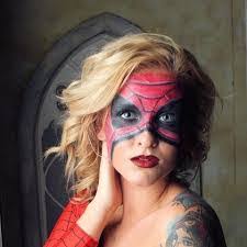 Carly Rinearson's Instagram, Twitter & Facebook