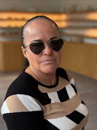 Deine Brille. Dein Design. Direkt aus dem 3D-Drucker! Mit der Wallenfels  App gestaltest du dein Brillendesign selbst