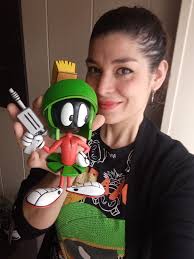 MY COUSIN VIVIAN ARTEAGA AND MYSELF LOVE HER !