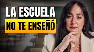 Entrenamiento de maniobras de kayak.