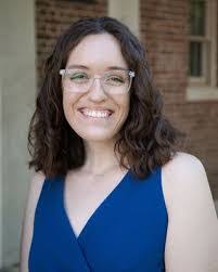 Wendy Helmick's Instagram, Twitter & Facebook