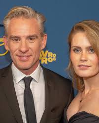 Online ophef over 'monsterlijk grote' zoon van Gary Barlow