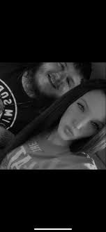 How to find contact information for a scammer who sold a carrier-locked  phone in Bowling Green, Kentucky?