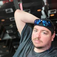 Binoculars for video game play recommendations?