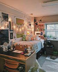 Ella Moore Ella Is British On Instagram I Will Miss This Little Home We Have Made For Our Selves Al Dorm Room Diy Cool Dorm Rooms Dorm Room Inspiration