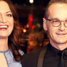 Ein alter name, der in vielen ländern verbreitet ist. Natalia Worner Heiko Maas Hochzeit Sie Tragen Schon Goldene Ringe Bunte De
