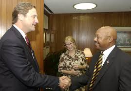 16 Maclin Images: PICRYL