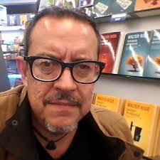 David Romi's Instagram, Twitter & Facebook