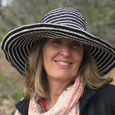 Bridget Hobson's Instagram, Twitter & Facebook