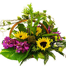 Now that father's day is just around the corner, it's time to think about the flowers you would get for your old man. Singapore Florist Fathers Day Flowers Fathers Day Gifts Send Fathers Day Flowers For All Send Flowers To Singapore Sgpetals Com