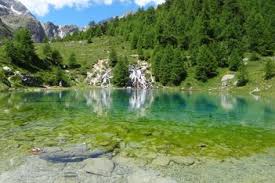 Top des lacs de baignade français. Baignade Sauvage Nos 10 Coins Secrets En Suisse Romande Dossier