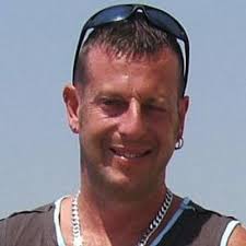 Gary Stamp (@PhotomanGaz)