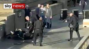 Key points attacker shot dead shortly after stabbing police officer near parliament no australians so far identified as being injured in attack, julie bishop says the attack unfolded near some of the city's most famous tourist sites, including the london eye. London Bridge Attack Filmed From All Angles Youtube