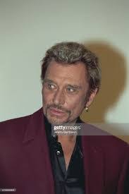 Teresa Romanowski's Instagram, Twitter & Facebook