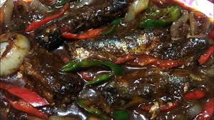 Yang sebenarnya sayur ni je yang hado dalam fridge hahaaha. Ikan Sardin Masak Kicap Youtube