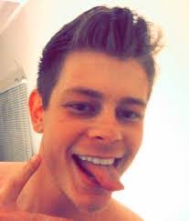 Matthew Dehoff's Instagram, Twitter & Facebook