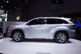 2014 Toyota Highlander Live Photos 2013 New York Auto Show Toyota Highlander Toyota Cars New Cars