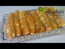 Baguettes Salees باكيط بحشوة اقتصادية للغداء او العشاء Baguettes باكيط L En 2020 Cuisine Alimentation Baguette Farcis
