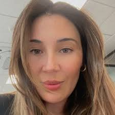 Encendieron las redes! 🔥 El cantante FloyyMenor se unió a nada menos que J  Balvin para lanzar en colaboración la canción "Banshee", tema que forma  parte del álbum debut del chileno "YTSQS",