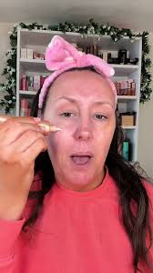 A primer AND spf in one 🙌 @thebeautycrop #makeup #tiktokmademebuyit  #beginnersmakeup #makeupforbeginners #summerskin #beautycrop #spf