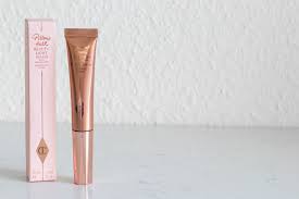 The medium/dark might work for my. Charlotte Tilbury Pillow Talk Beauty Light Wand Mit Tragebildern Innenaussen
