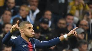 Kylian mbappé er en verdensklassespiller. Disziplinlosigkeit Tuchel Setzt Mbappe Zunachst Auf Die Bank Frankreich Sportnews Bz