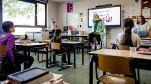 Heeft de rijksoverheid verteld dat we in mei/juni de leerlingen weer mogen ontvangen. Maandag Opstartdag Basisscholen Kappers En Bibliotheken Na Twee Maanden Open Nos