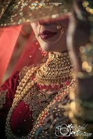 Pin By Caroline Almeida On Girls Dpz Indian Bride Poses Indian Wedding Poses Indian Wedding Photography Poses